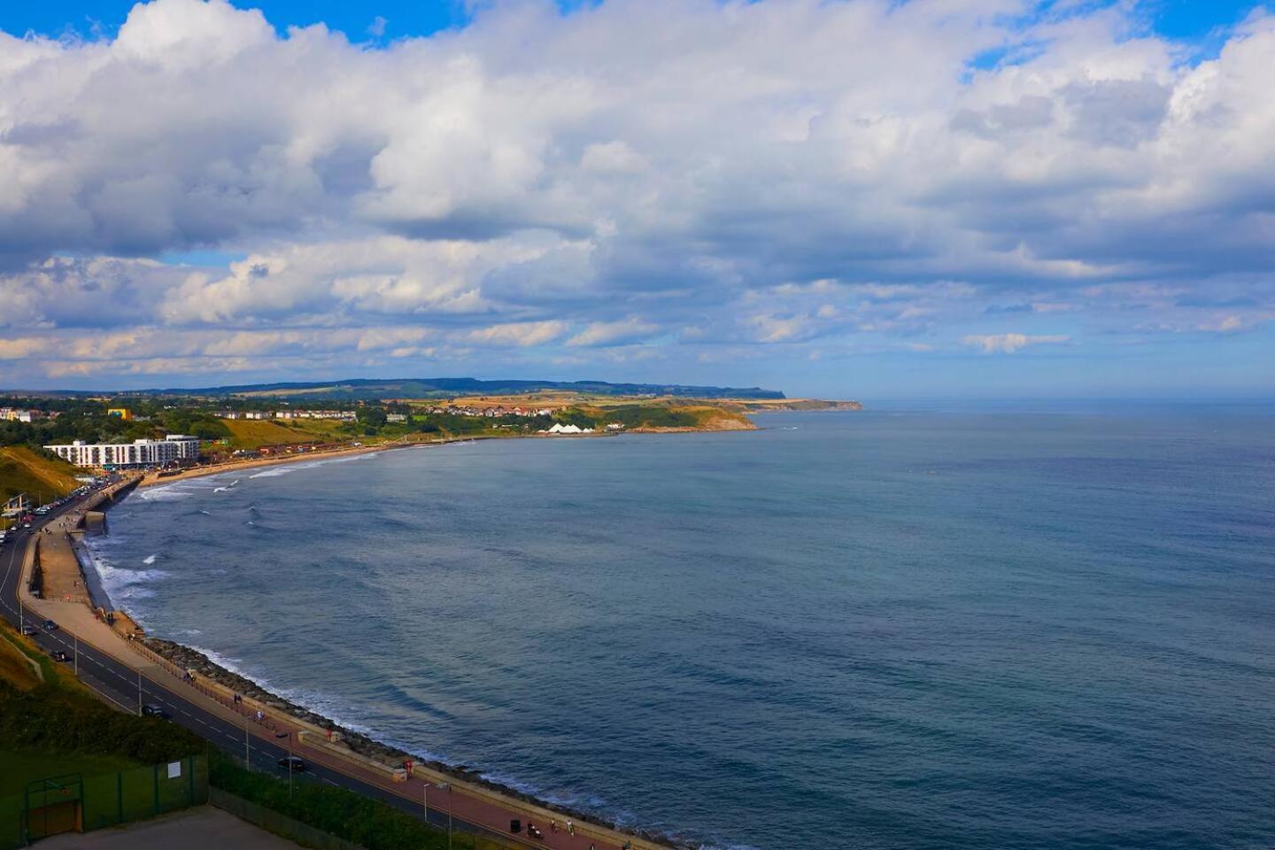 Ferienwohnung Seascape - Fantastic Location With Sea Views! Scarborough Exterior foto